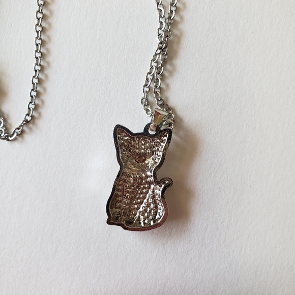 Silver tone Necklace with Cat pendant with Rhinestones - Picture 5 of 8